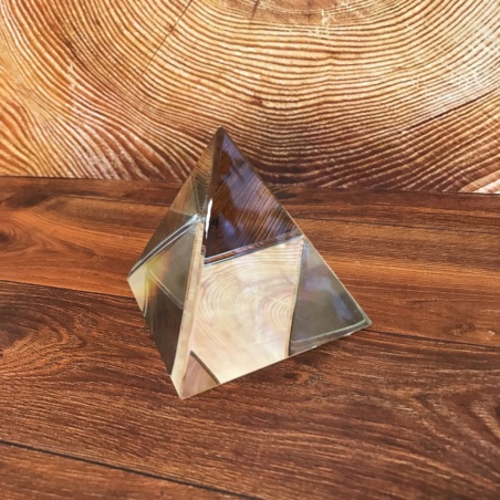 Стеклянная пирамидка 7,7 см