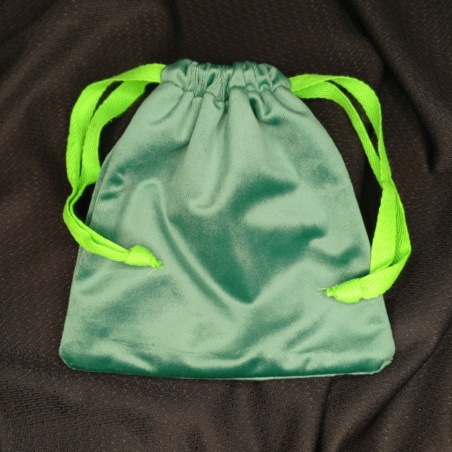 Мешочек темно-зеленый бархатный (для талисманов)