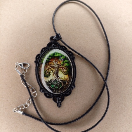 Овальный кулон Дерево Жизни 