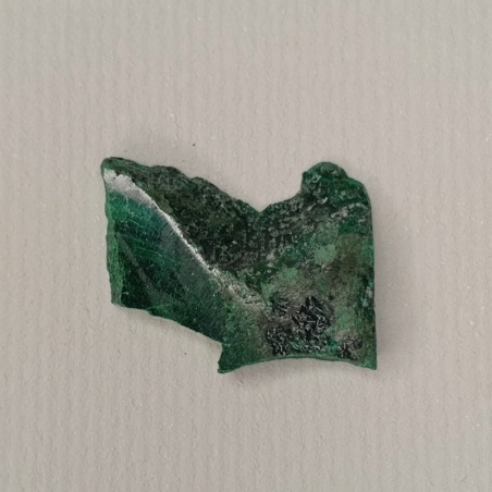 Натуральный малахит полированный 2 см. 