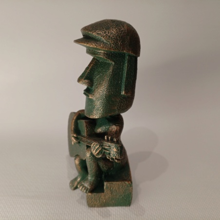 Статуэтка Истукан Моаи с гитарой