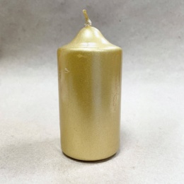 Свеча парафиновая золотая 9,5 х 5 см.