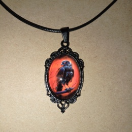 Кулон Сокол (цвет красный)