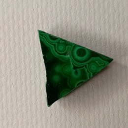 Натуральный малахит полированный 2 см. 