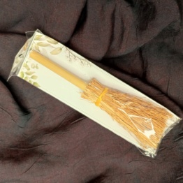 Оберег метла (веник обережный) 