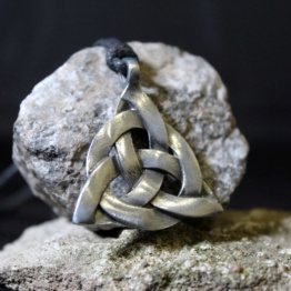 Амулет Totem 16 Узел Талиесина