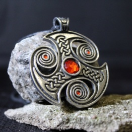 Амулет Totem 39 Трефот