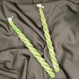 Скрутка Magic Energy из зеленых свечей с крапивой