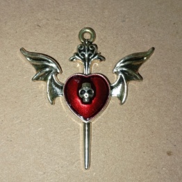 Подвеска Сердце с Кинжалом 3,8 см.